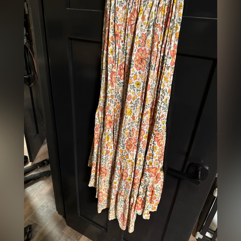 Floral Puff Sleeve Midi Dress - Picture 11 of 13